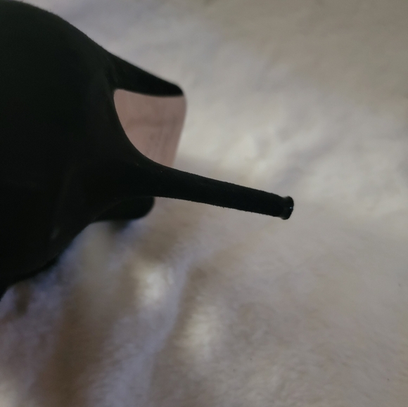 Jimmy Choo Black Women's Pumps - Picture 4 of 6